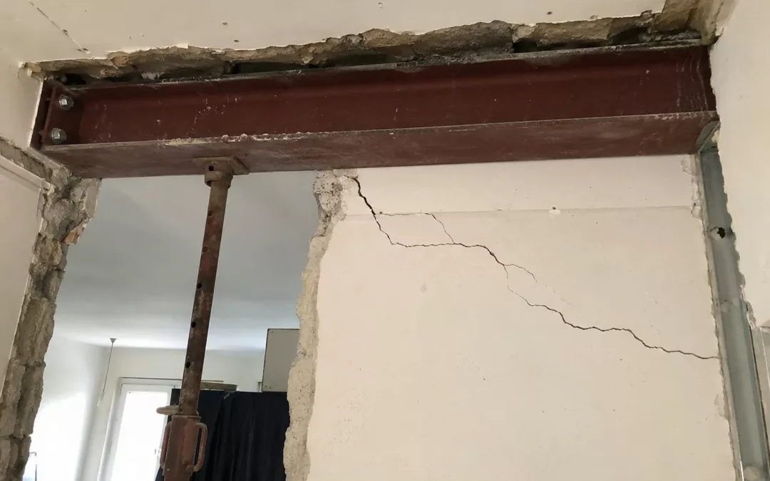 Fissure après ouverture d&rsquo;un mur porteur : que faire ?